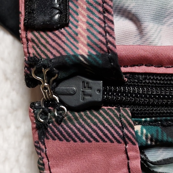 Urban Outfitters Kimchi Blue NWT Pink Plaid Bow Front Strapless Mini Dress M - Picture 5 of 8